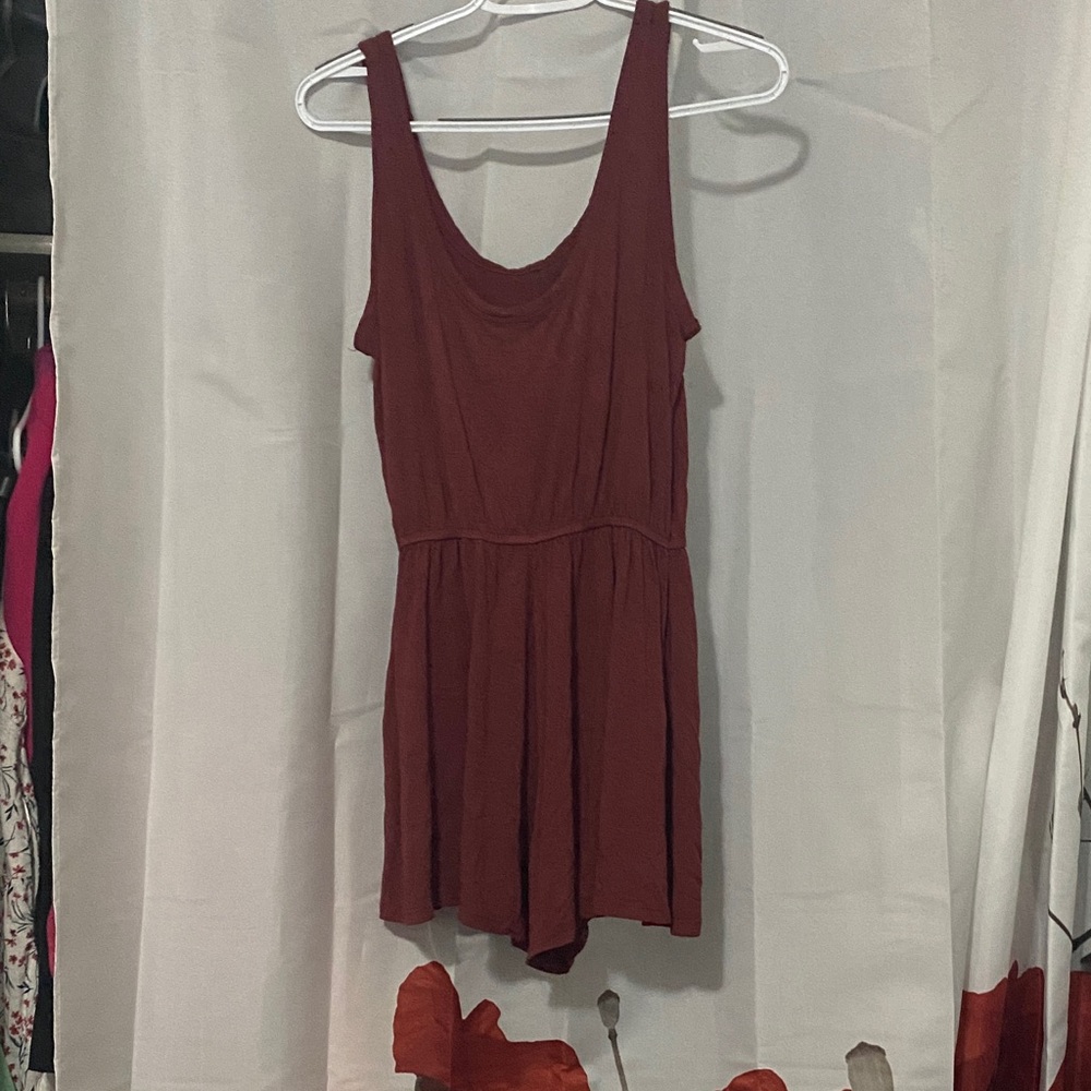 H&M elasticated waist relaxed fit summer play suit. Great for the beach